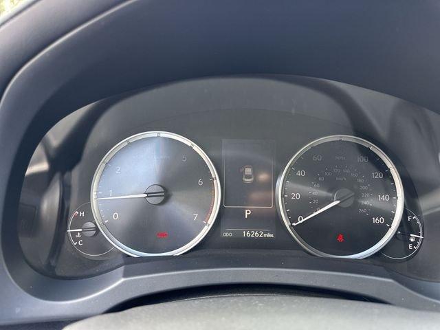 Lexus Is 300 - Thumbnail 16