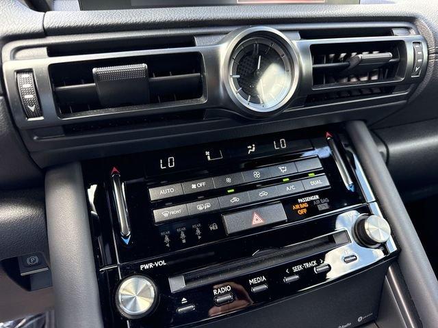 Lexus Is 300 - Thumbnail 20