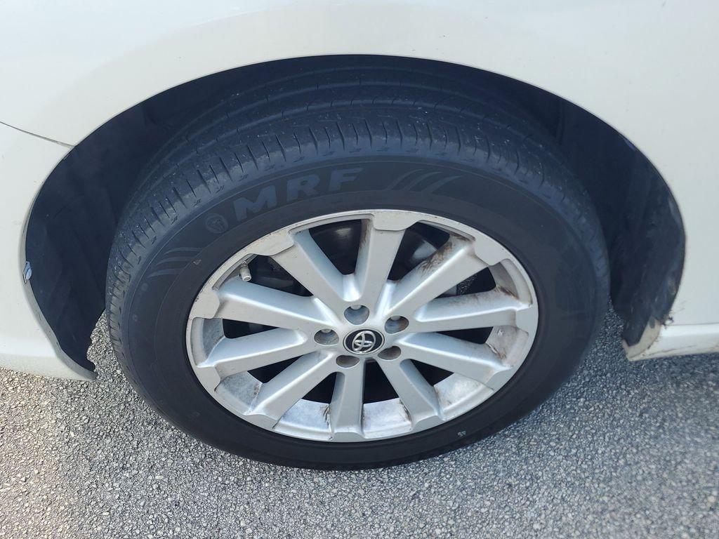 Toyota Venza Base - Thumbnail 5