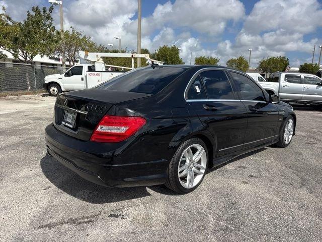 Mercedes-Benz C 250 - Thumbnail 17