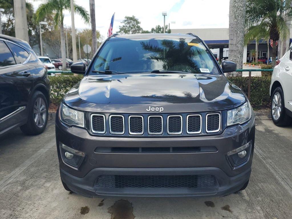 Jeep Compass Latitude - Thumbnail 3