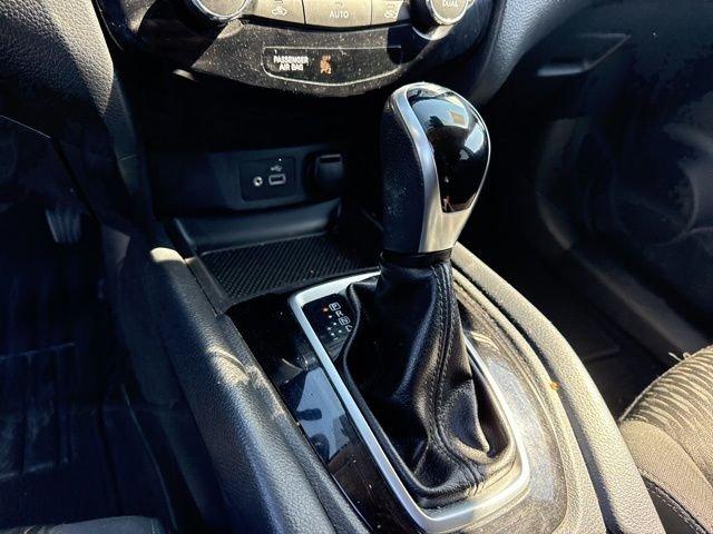 Nissan Rogue Sv - Thumbnail 12