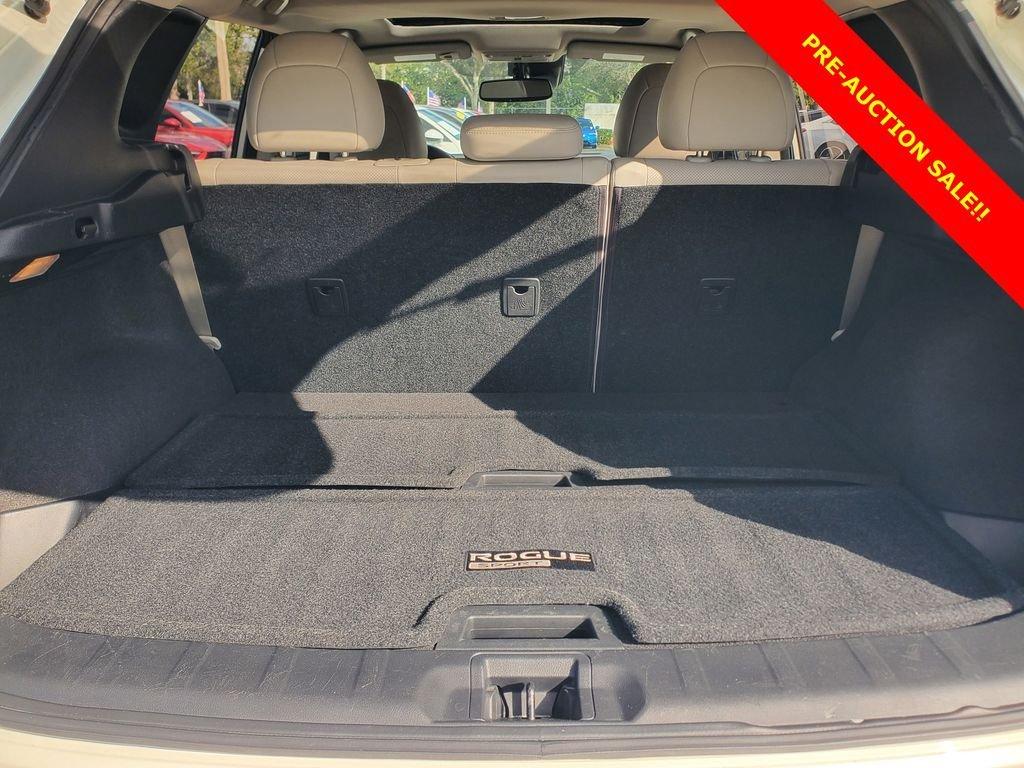 Nissan Rogue Sport Sl - Thumbnail 9