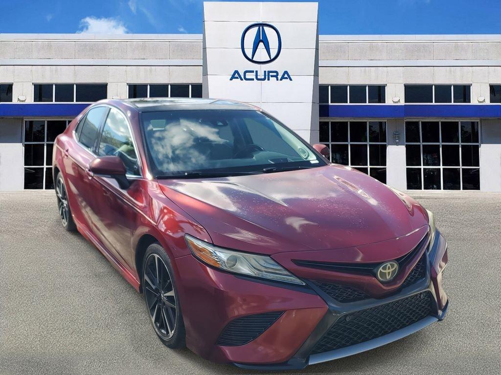 Toyota Camry - Thumbnail 2