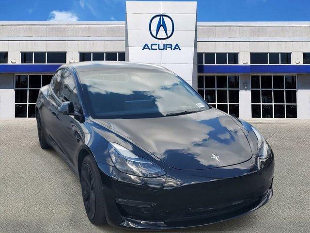 Tesla Model 3 Base - View 1