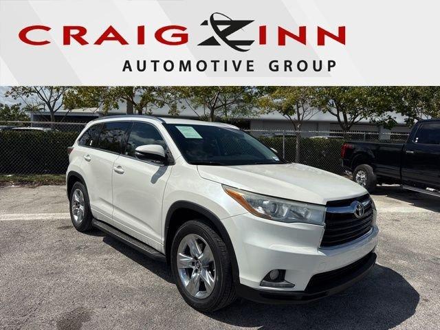 Toyota Highlander Le - Thumbnail 2