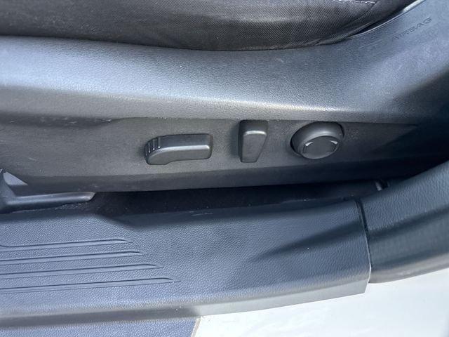 Subaru Outback Premium - Thumbnail 19