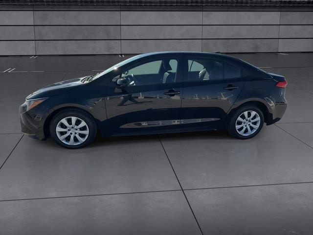 Toyota Corolla Le - Thumbnail 6