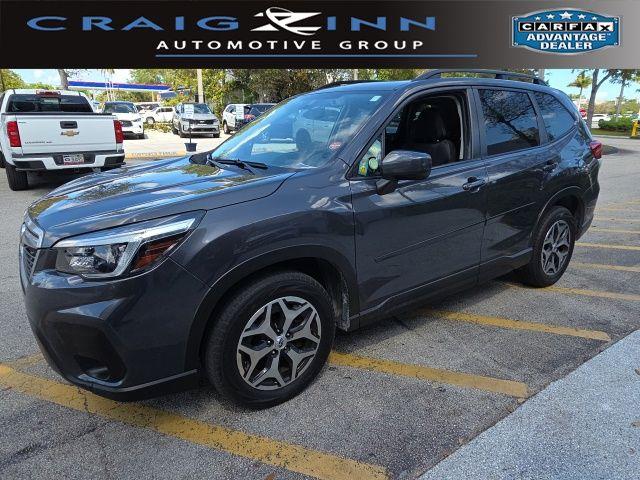 Subaru Forester Premium - Thumbnail 2