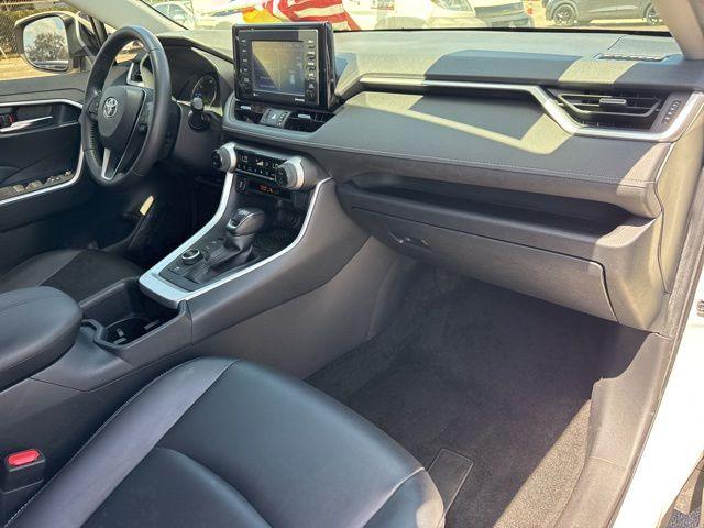 Toyota Rav4 Hybrid Xle Premium In Hollywood Fl | Jtmb6Rfv4Nd068378 | Toyota Of Hollywood'S Amazinn Used Car - Thumbnail 14