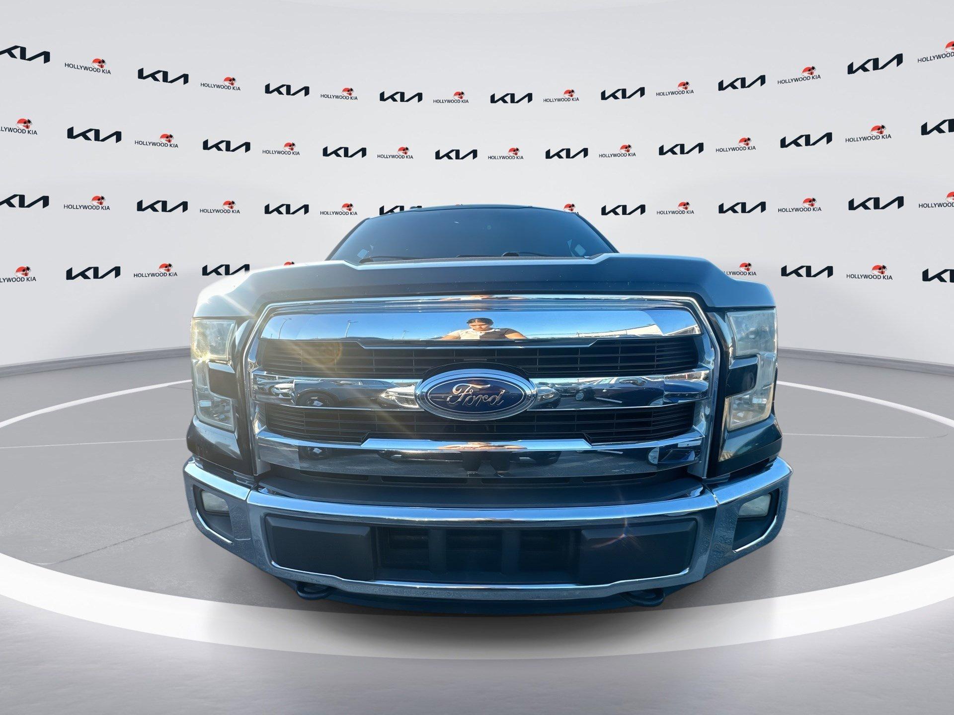 Ford F-150 Lariat - Thumbnail 4