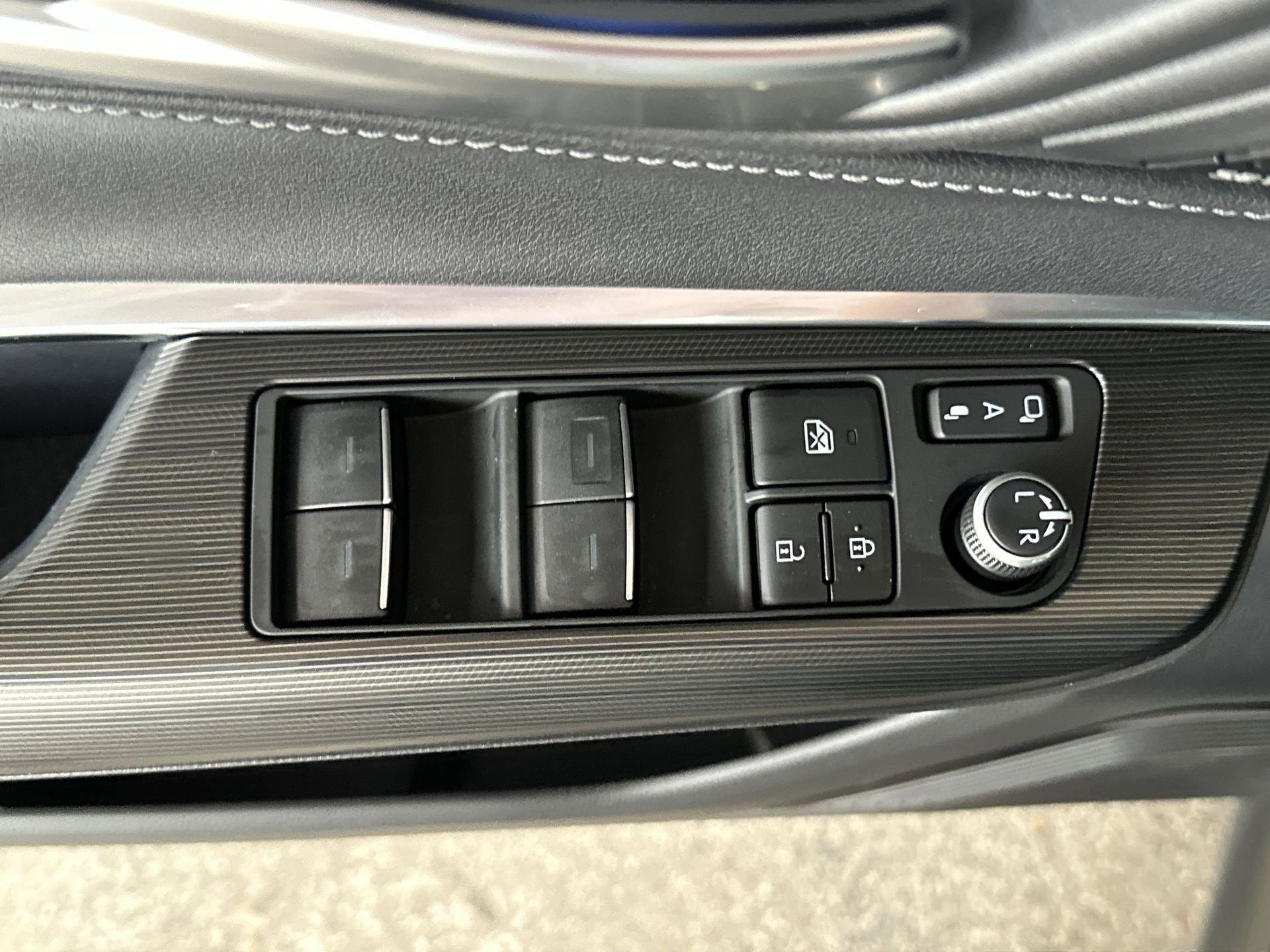 Toyota Venza Xle - Thumbnail 16