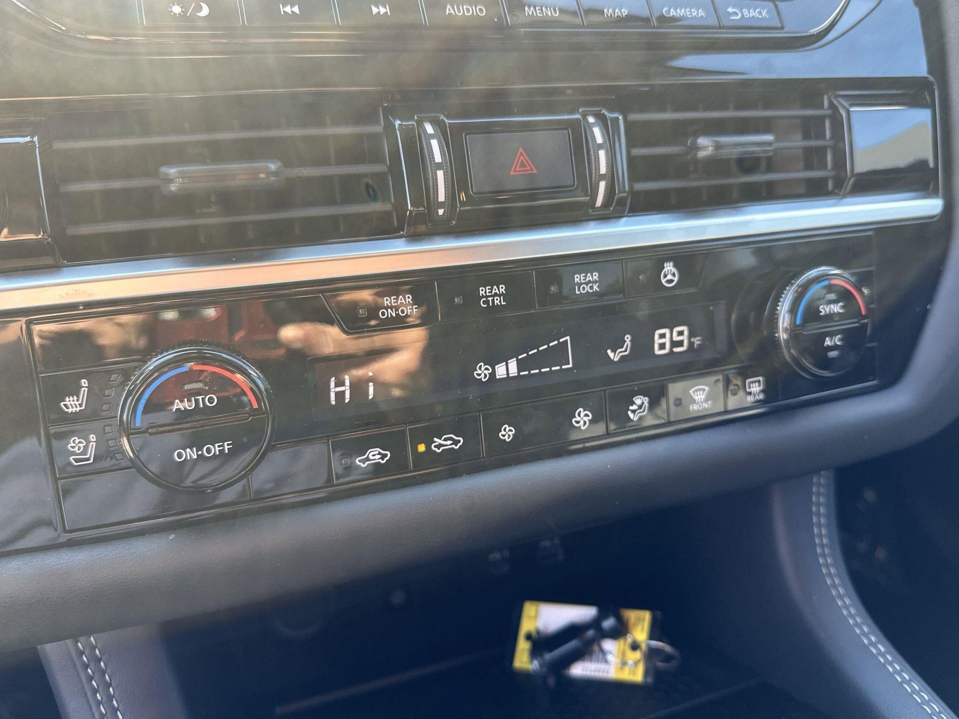 Nissan Pathfinder Platinum - Thumbnail 18