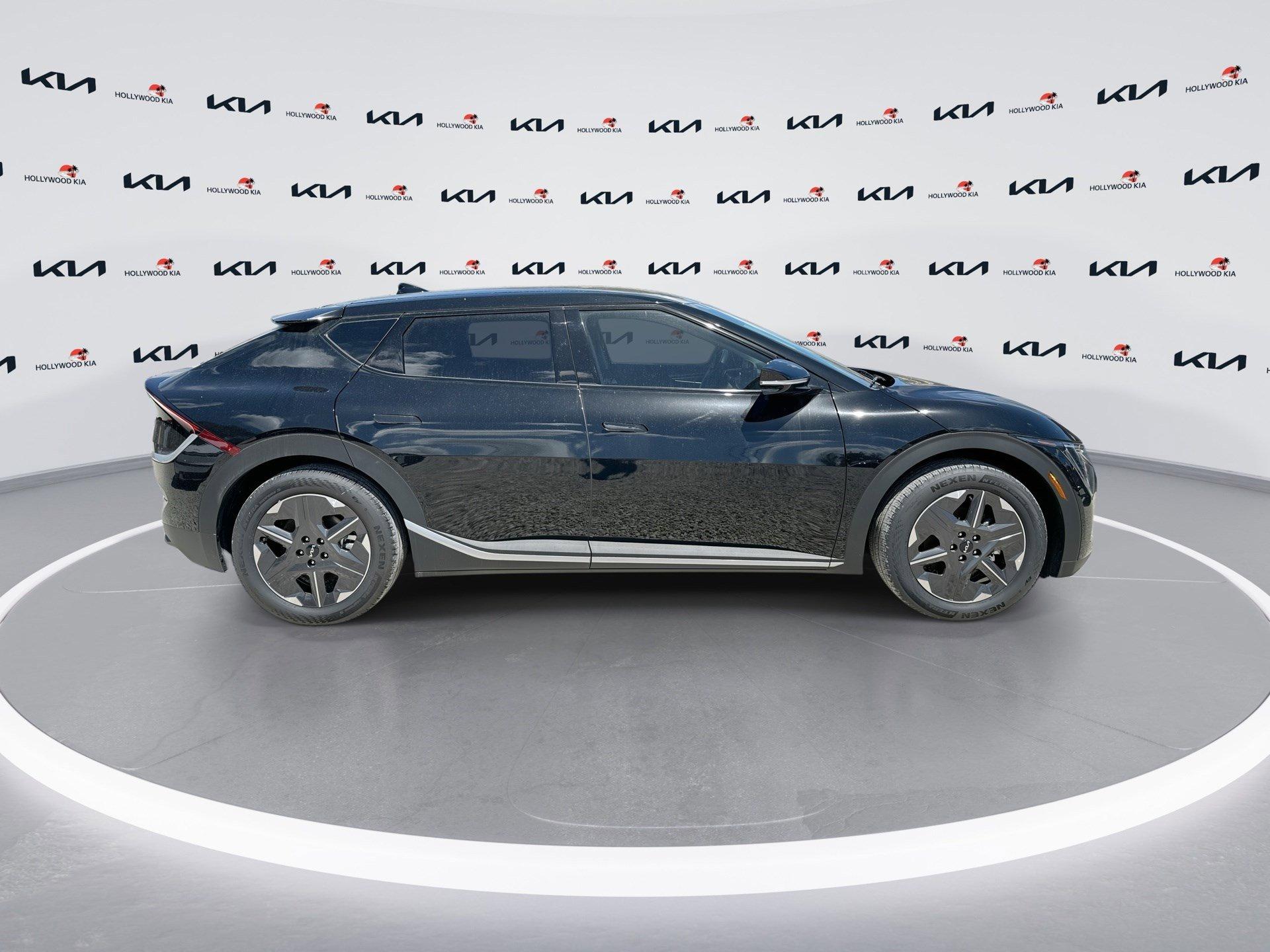 Kia Ev6 Light Long Range Awd - Thumbnail 10