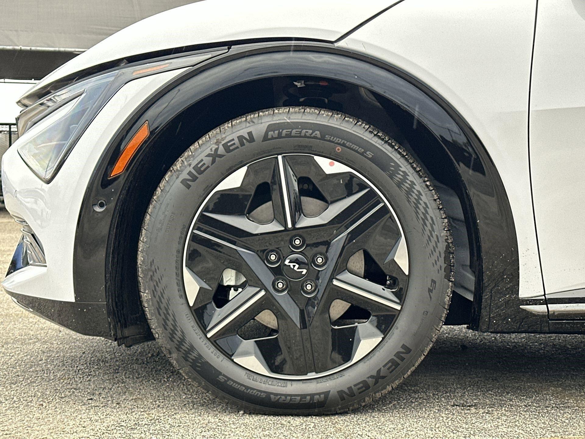 Kia Ev6 Wind Rwd - Thumbnail 12