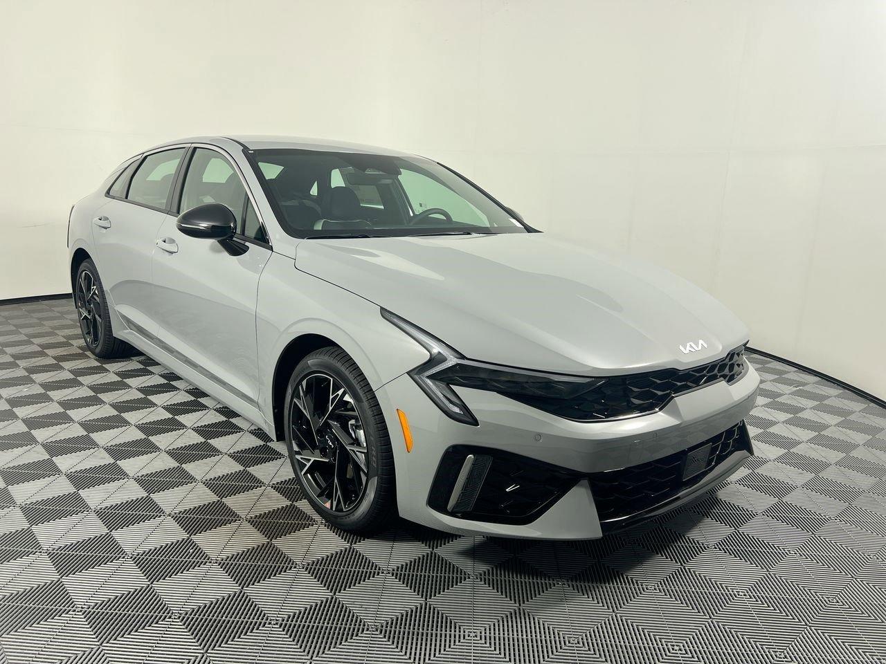 Kia K5 Gt-Line - Thumbnail 2