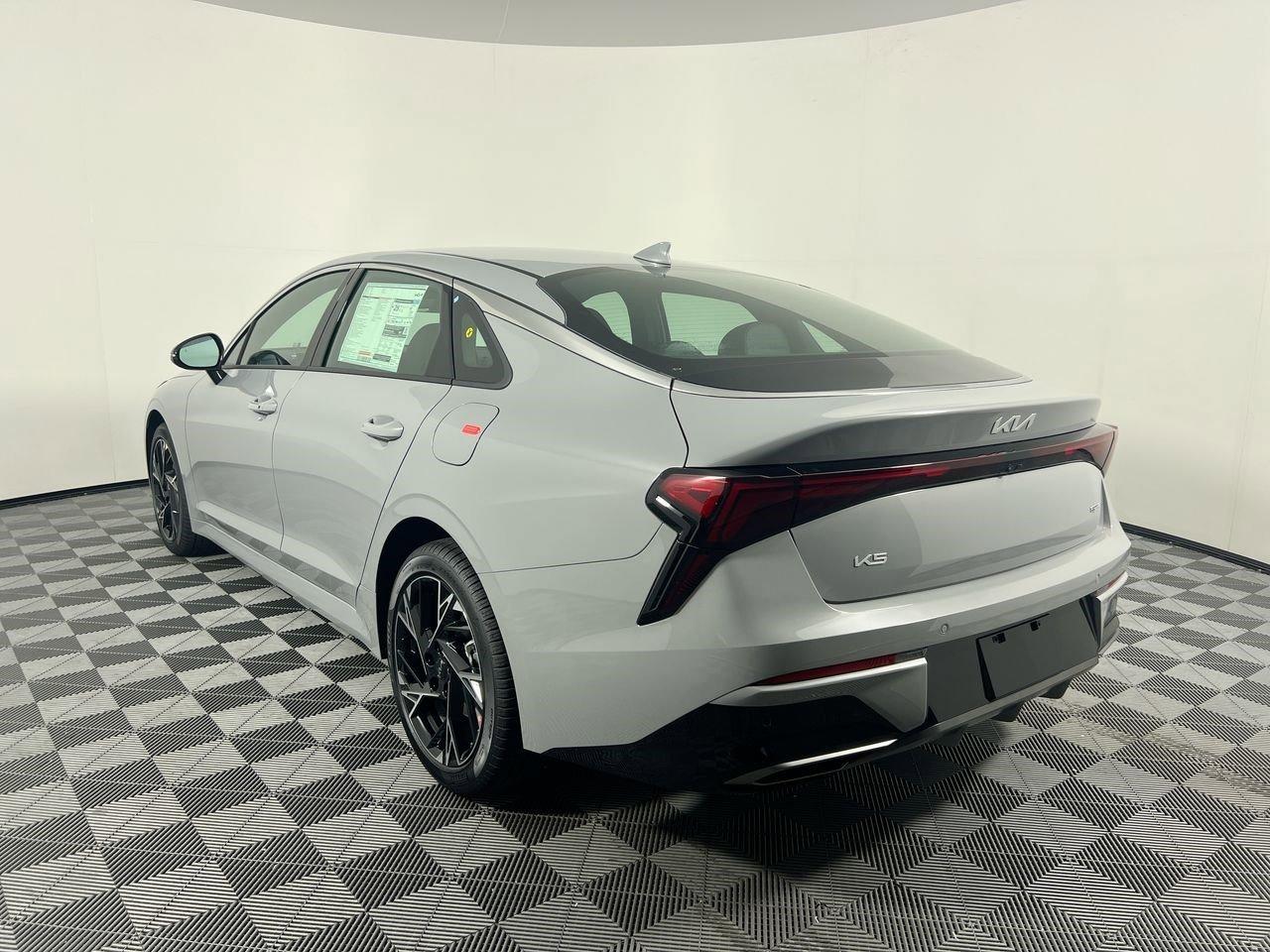 Kia K5 Gt-Line - Thumbnail 11