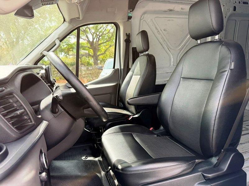 Ford Transit Cargo Van - Thumbnail 14