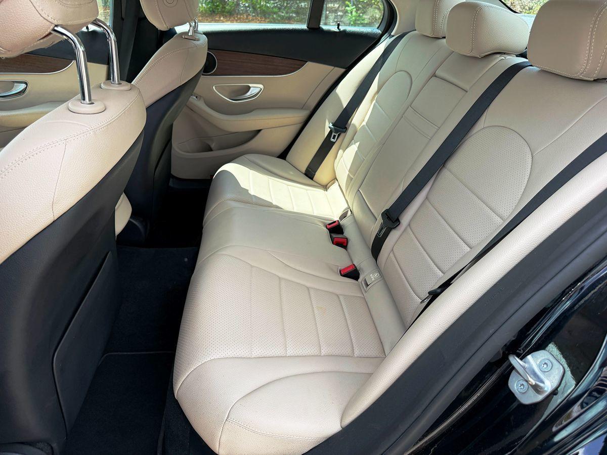 Mercedes-Benz C 300 4Matic Sedan - Thumbnail 15