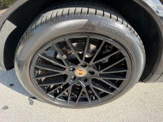 Porsche Cayenne - Thumbnail 4