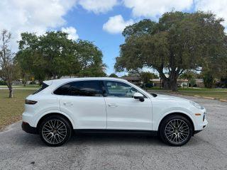Porsche Cayenne - Thumbnail 13