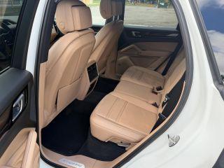 Porsche Cayenne - Thumbnail 17