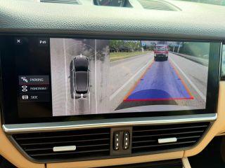 Porsche Cayenne - Thumbnail 5