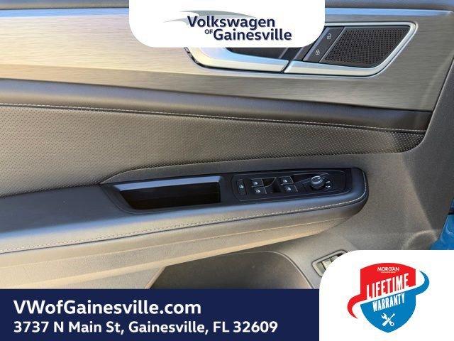 Volkswagen Atlas Cross Sport 2.0T Se W/Technology Fwd Sport Utility - Thumbnail 16