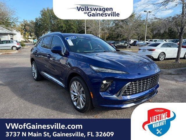 Buick Envision Avenir With Navigation & Awd - Thumbnail 2