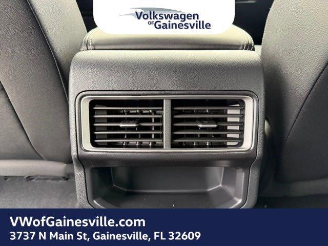 Volkswagen Atlas Cross Sport 2.0T Se W/Technology Fwd Sport Utility - Thumbnail 9