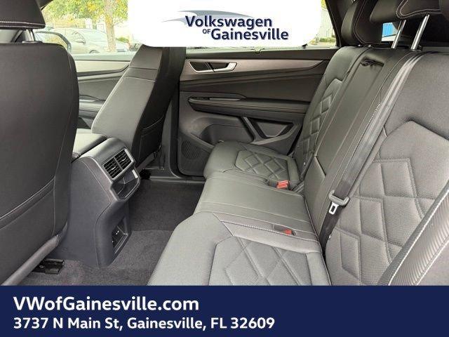 Volkswagen Atlas Cross Sport 2.0T Se W/Technology Fwd Sport Utility - Thumbnail 8