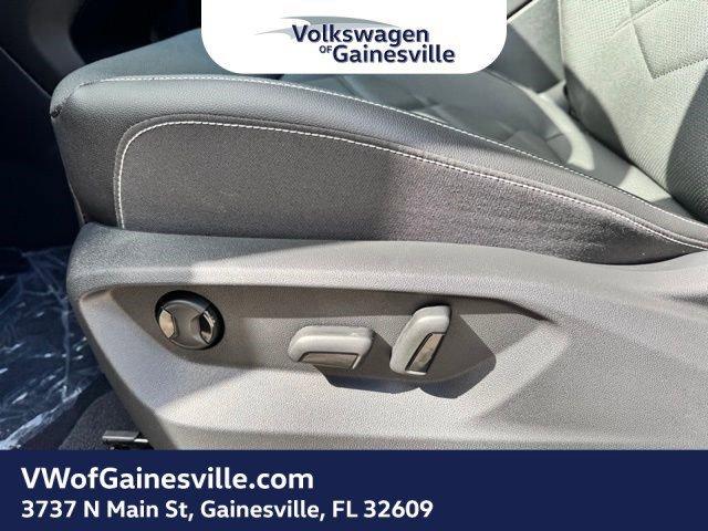 Volkswagen Atlas 2.0T Se W/Technology Fwd Sport Utility - Thumbnail 13