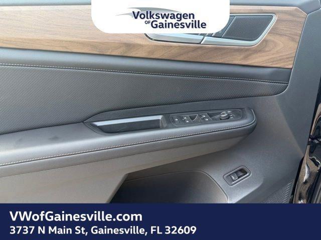 Volkswagen Atlas 2.0T Se W/Technology Fwd Sport Utility - Thumbnail 13