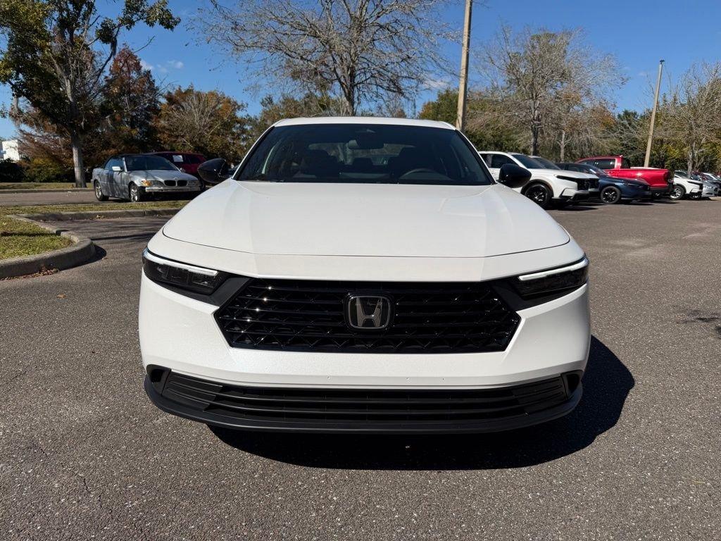 Honda Accord Hybrid Sport - Thumbnail 3