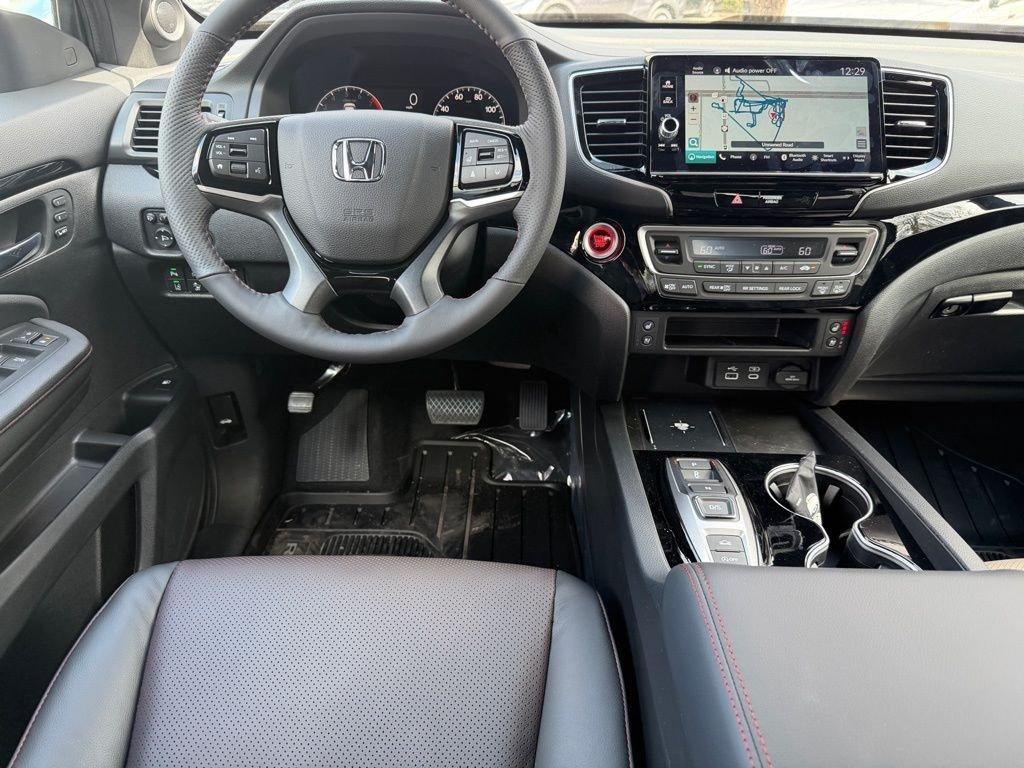 Honda Ridgeline Black Edition - Thumbnail 11