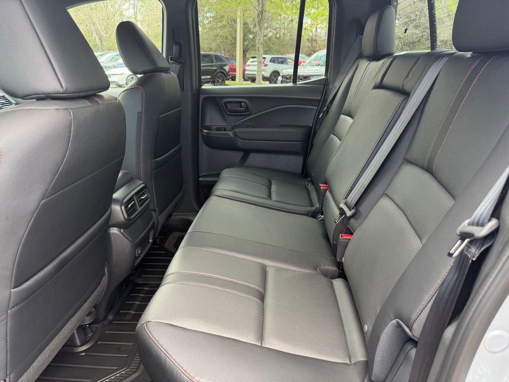 Honda Ridgeline Trailsport - Thumbnail 8