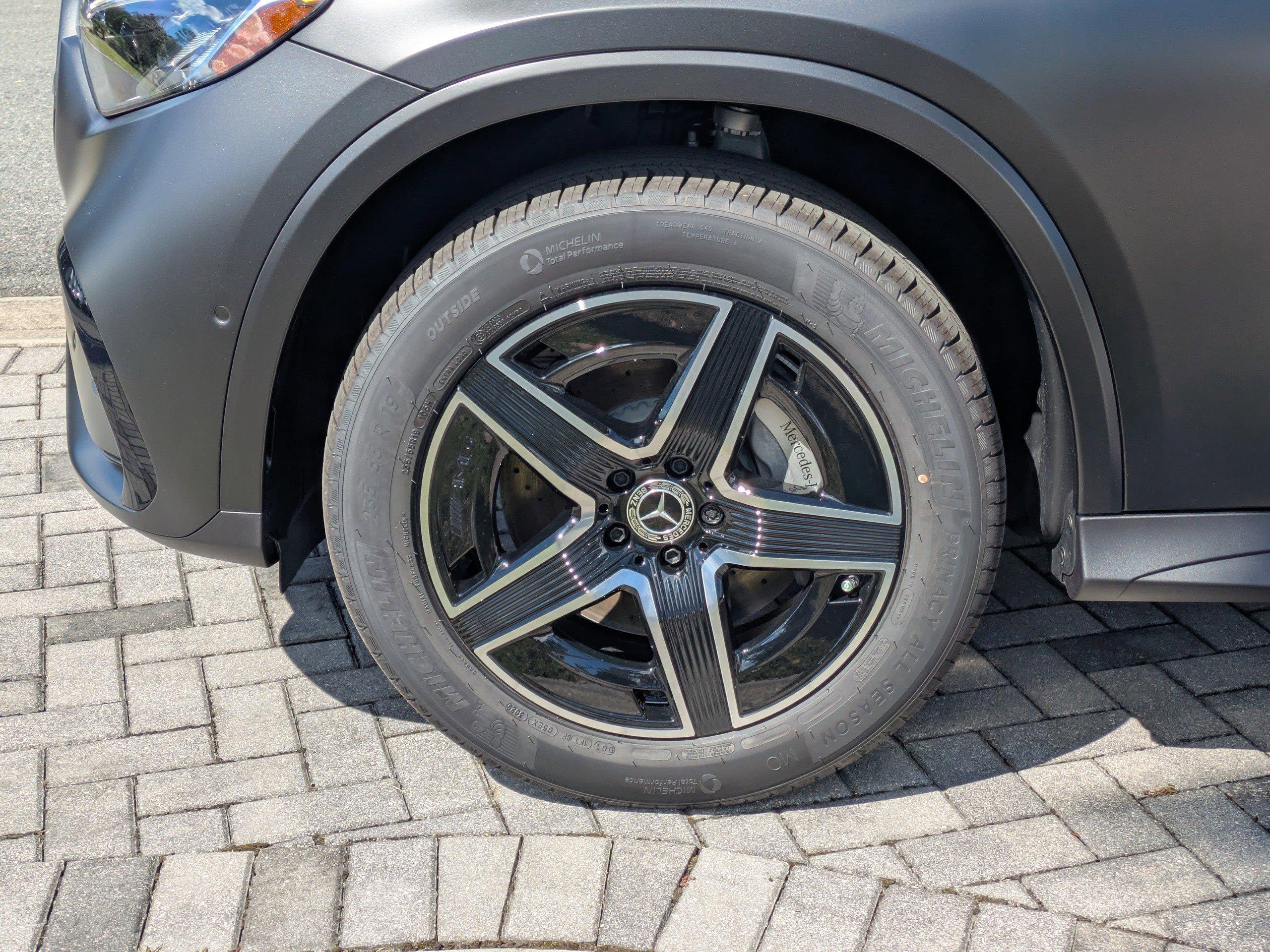 Mercedes-Benz Glc Suv 300 Awd - Thumbnail 4