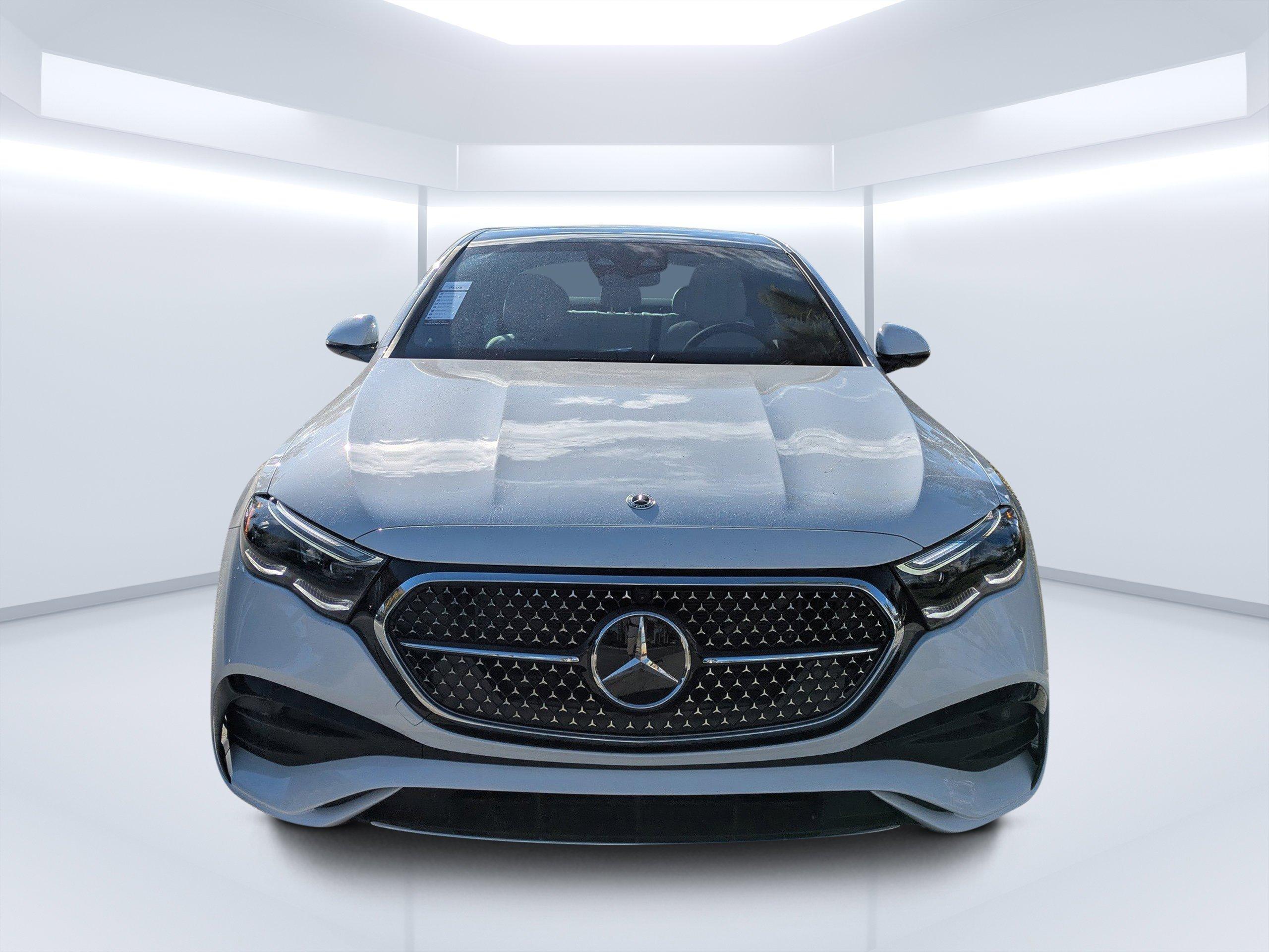 Mercedes-Benz Sedan E 350 With Navigation - Thumbnail 9