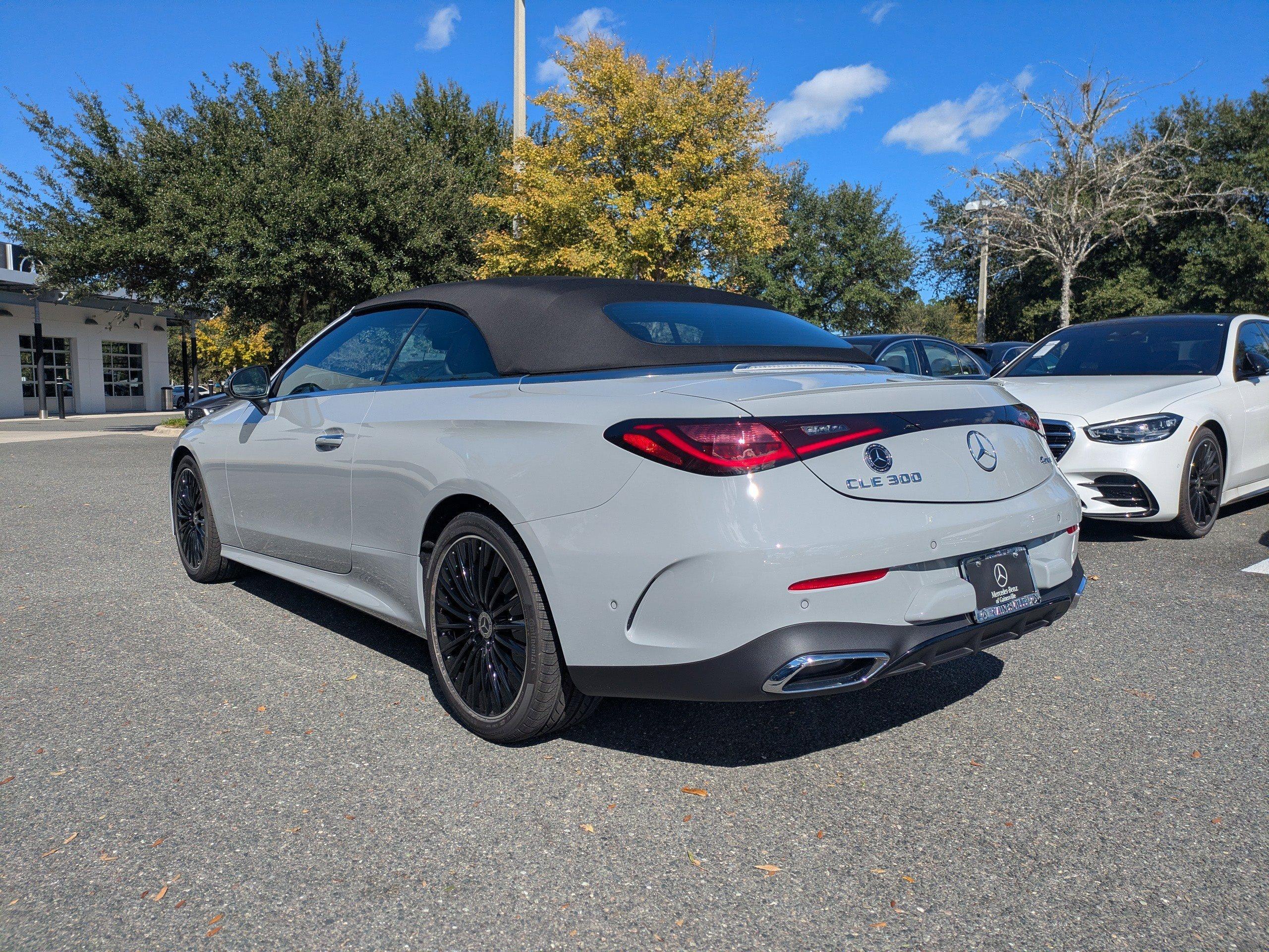 Mercedes-Benz Cle Convertible 300 With Navigation & Awd - Thumbnail 9