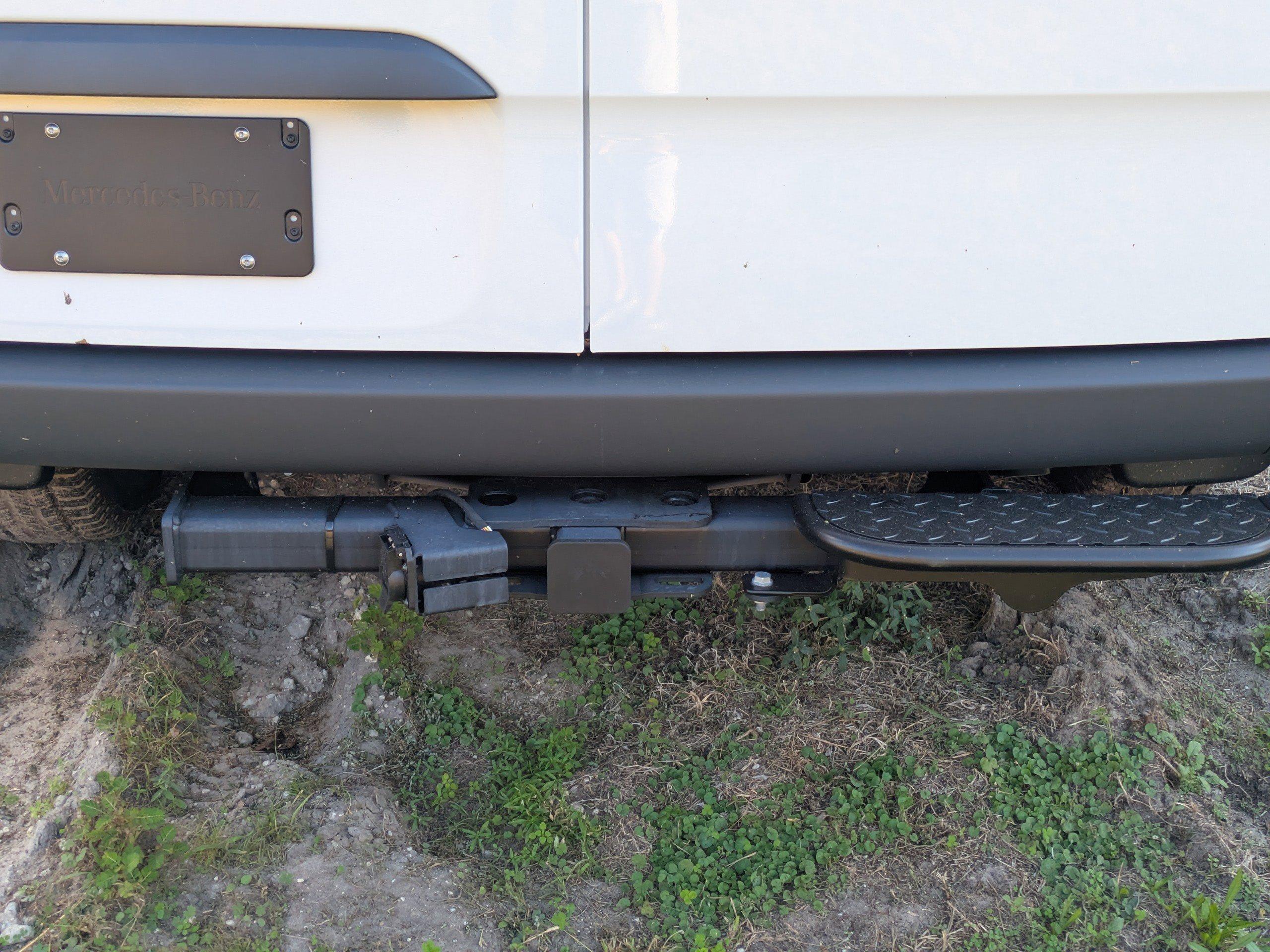 Mercedes-Benz Sprinter Crew Van 144 Wb Rwd Van - Thumbnail 12