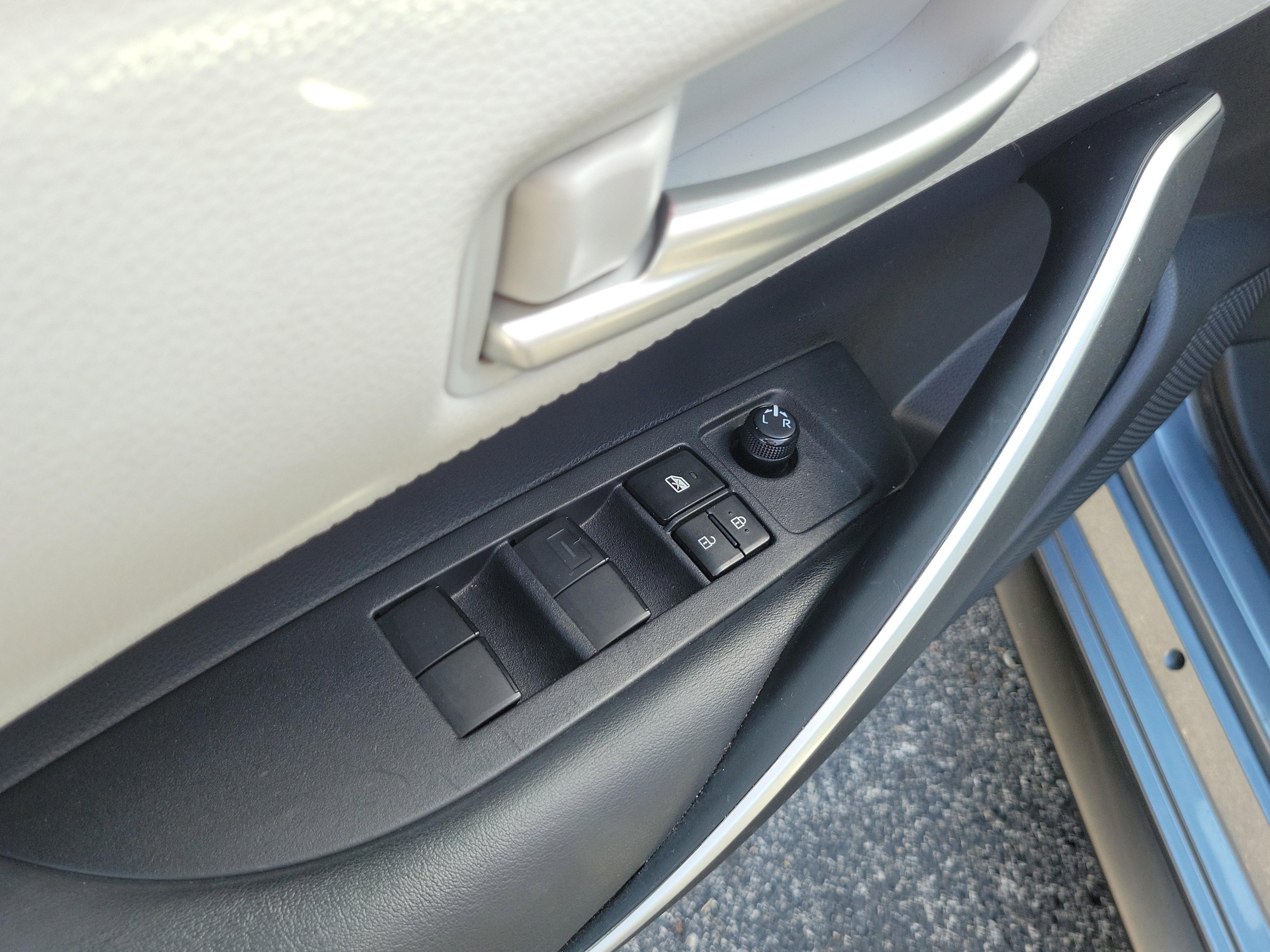 Toyota Corolla Se Fwd - Thumbnail 14