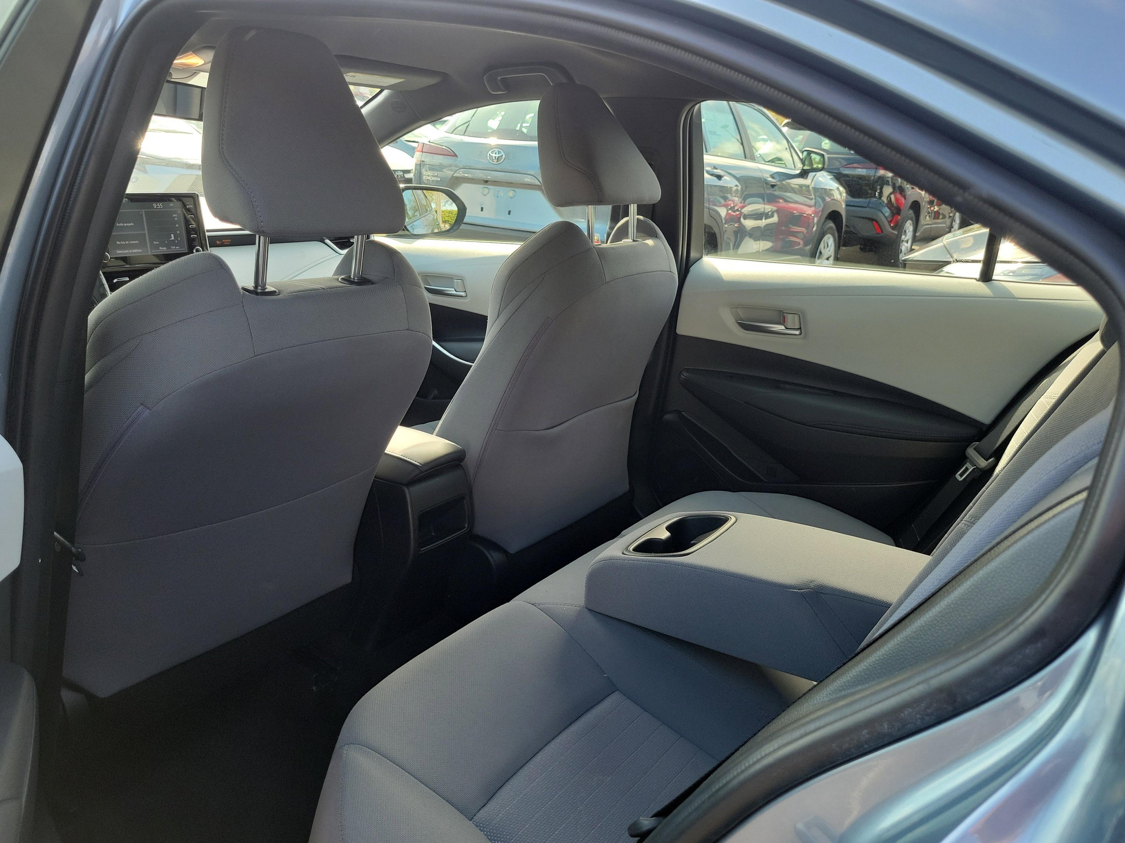 Toyota Corolla Se Fwd - Thumbnail 9