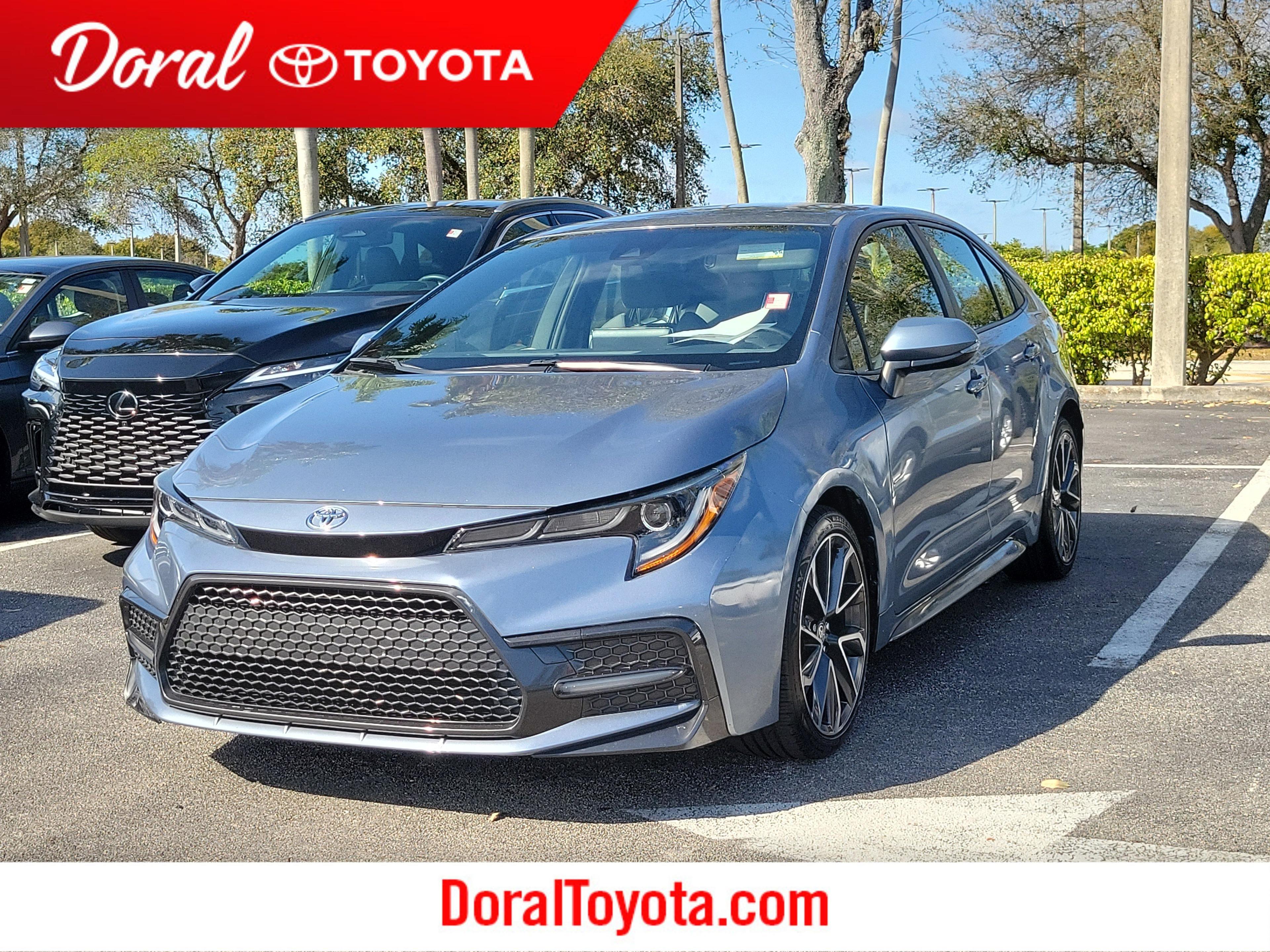 Toyota Corolla Se Fwd - Thumbnail 2