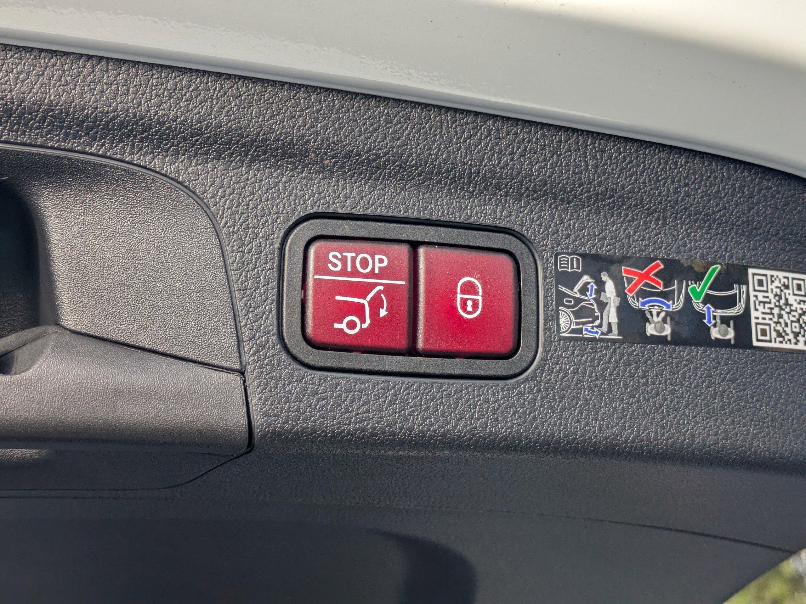 Mercedes-Benz Gle Suv Amg® 53 4Matic®+ Suv With Navigation & Awd - Thumbnail 13