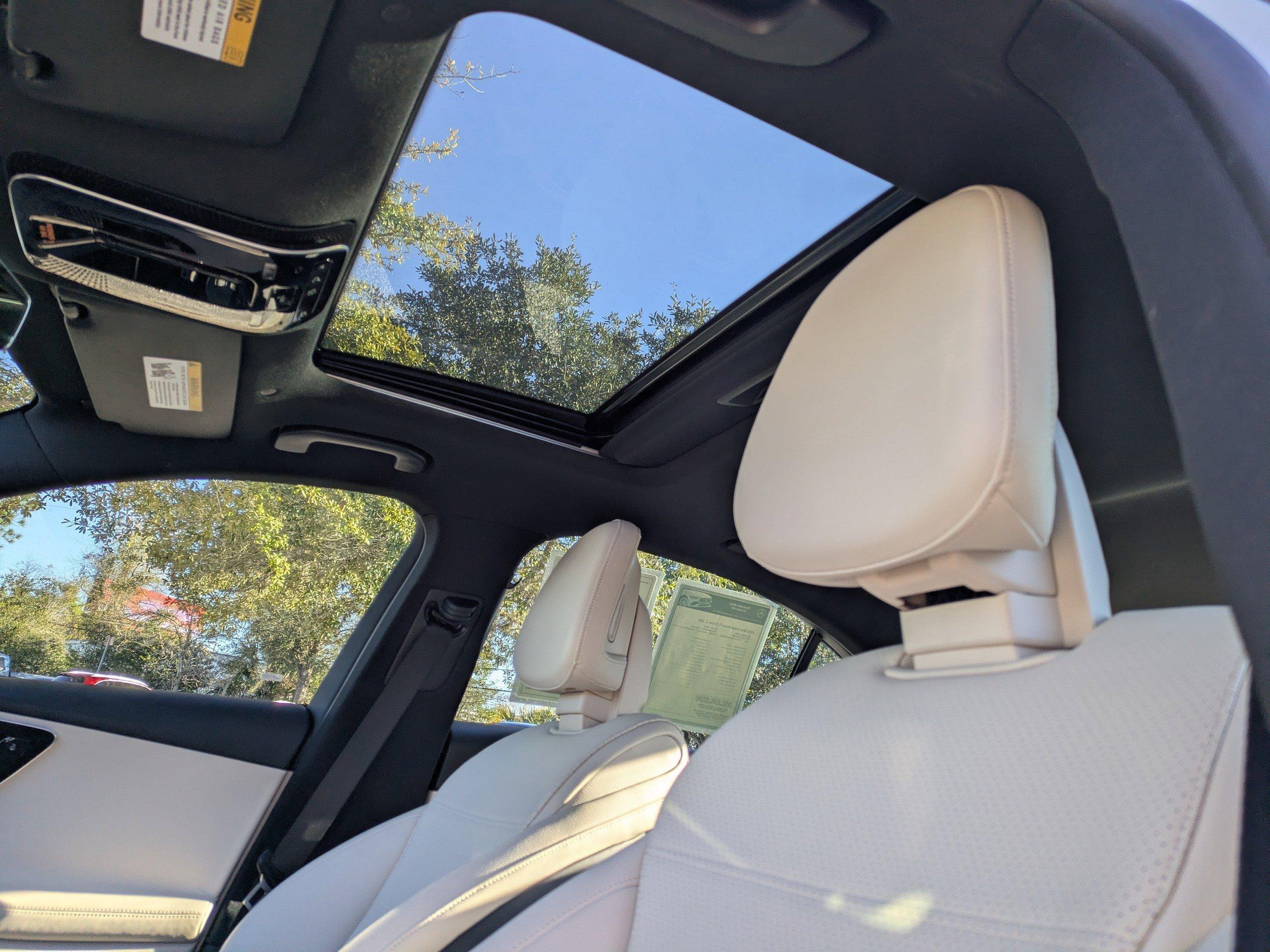 Mercedes-Benz C 300 Rwd 4Dr Car - Thumbnail 12