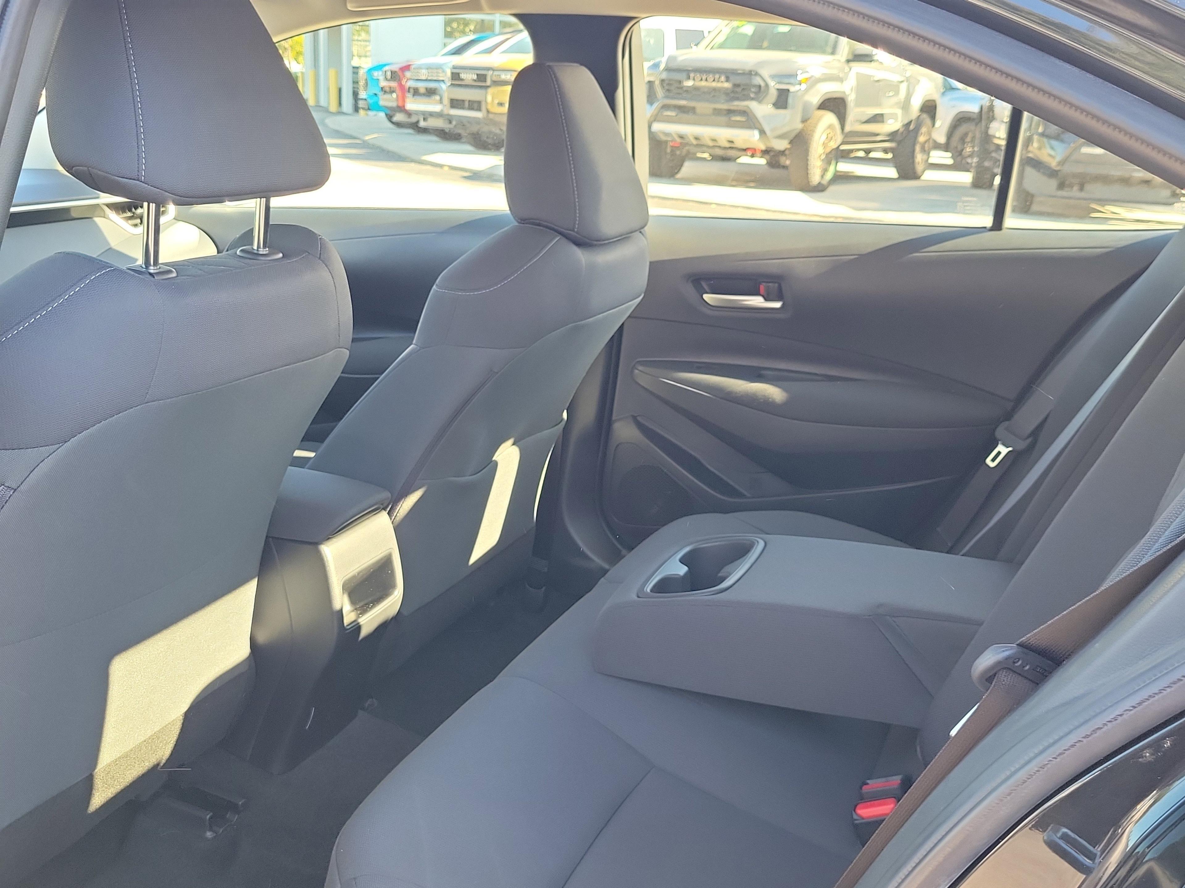 Toyota Corolla Le Fwd - Thumbnail 9