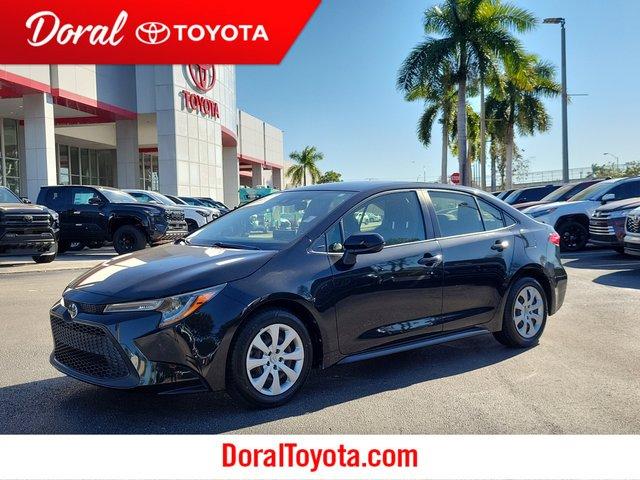 Toyota Corolla Le Fwd - View 1