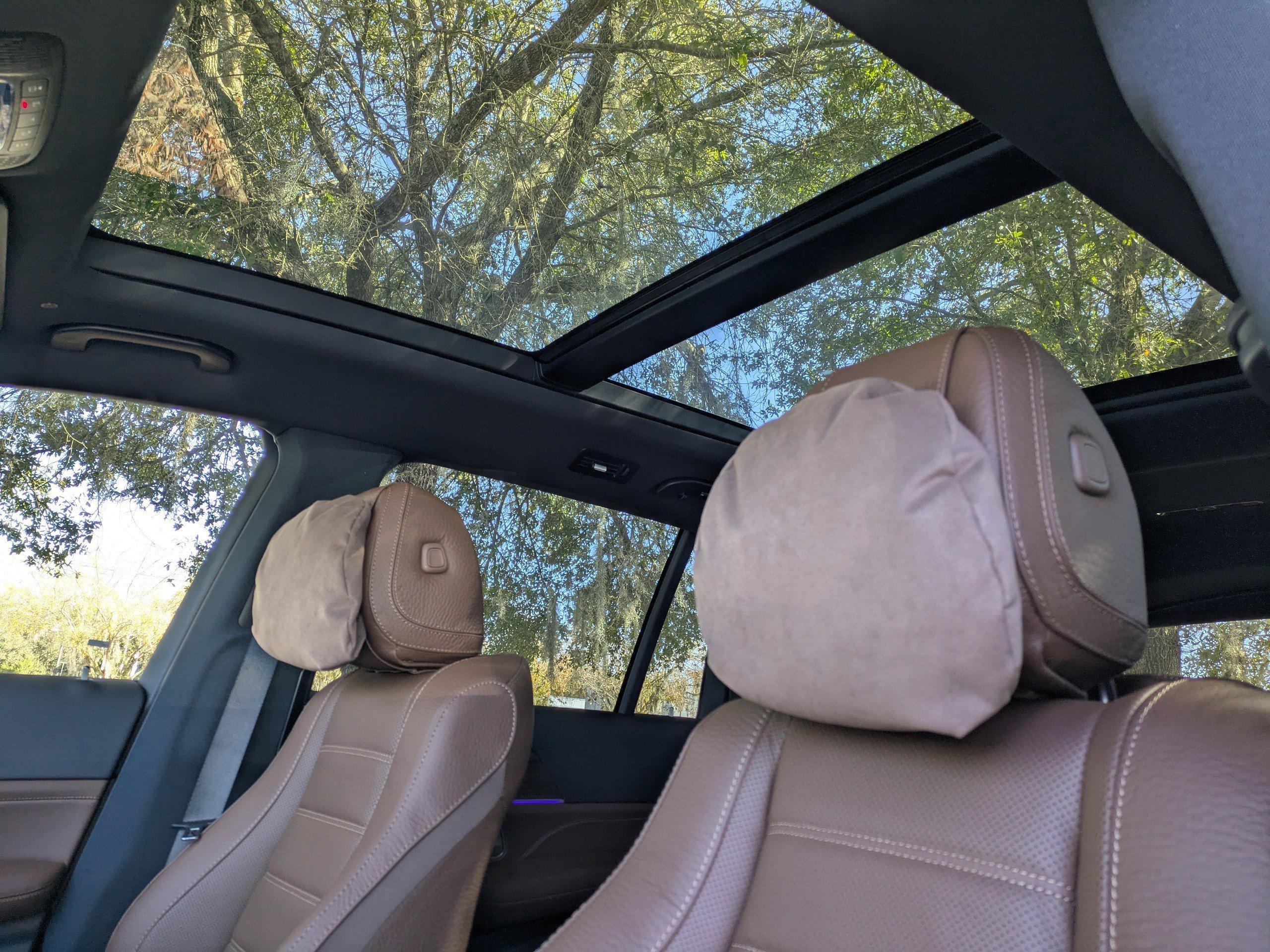 Mercedes-Benz Gls Suv 450 With Navigation & Awd - Thumbnail 5