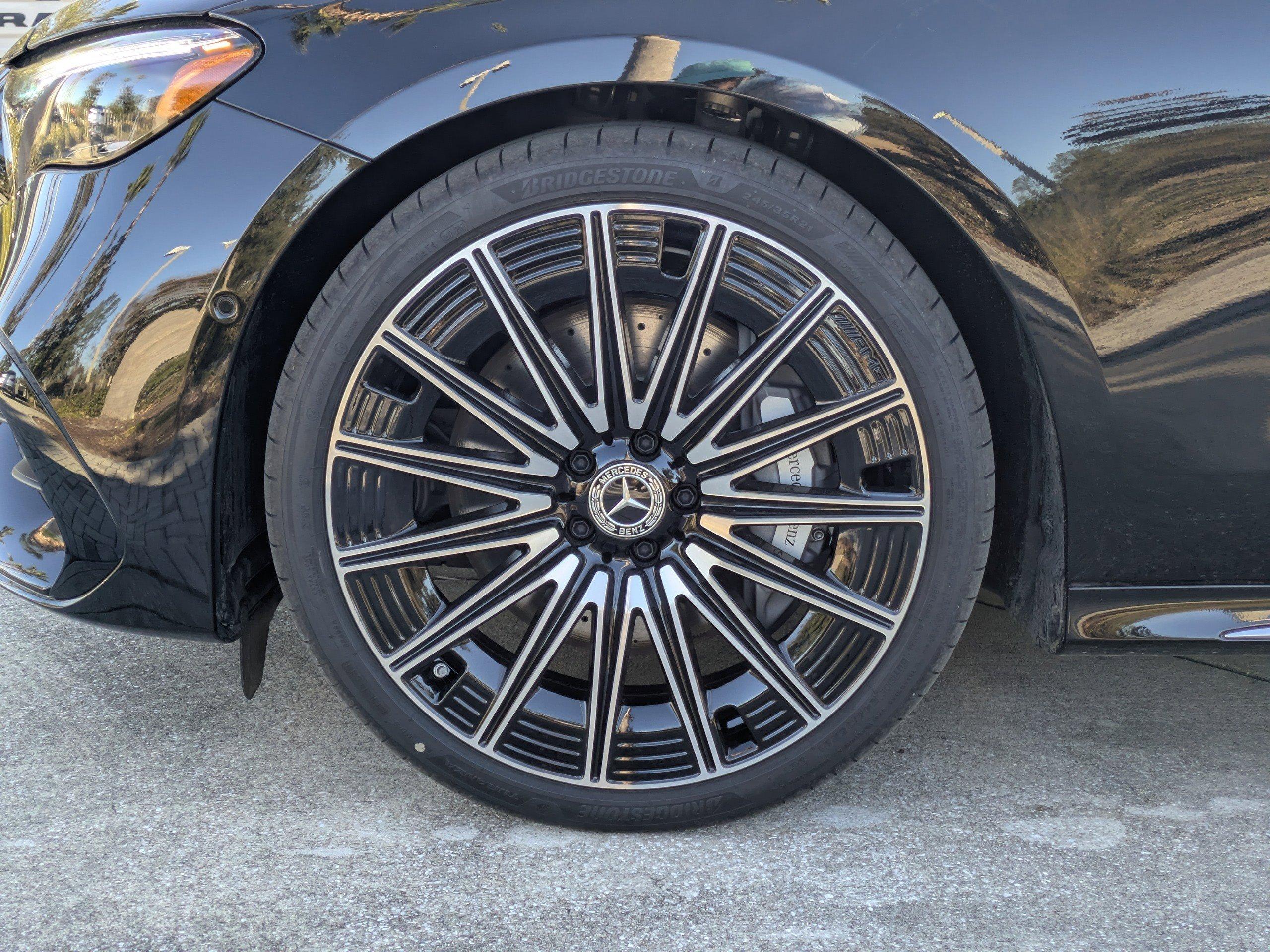 Mercedes-Benz Sedan E 450 With Navigation & Awd - Thumbnail 4