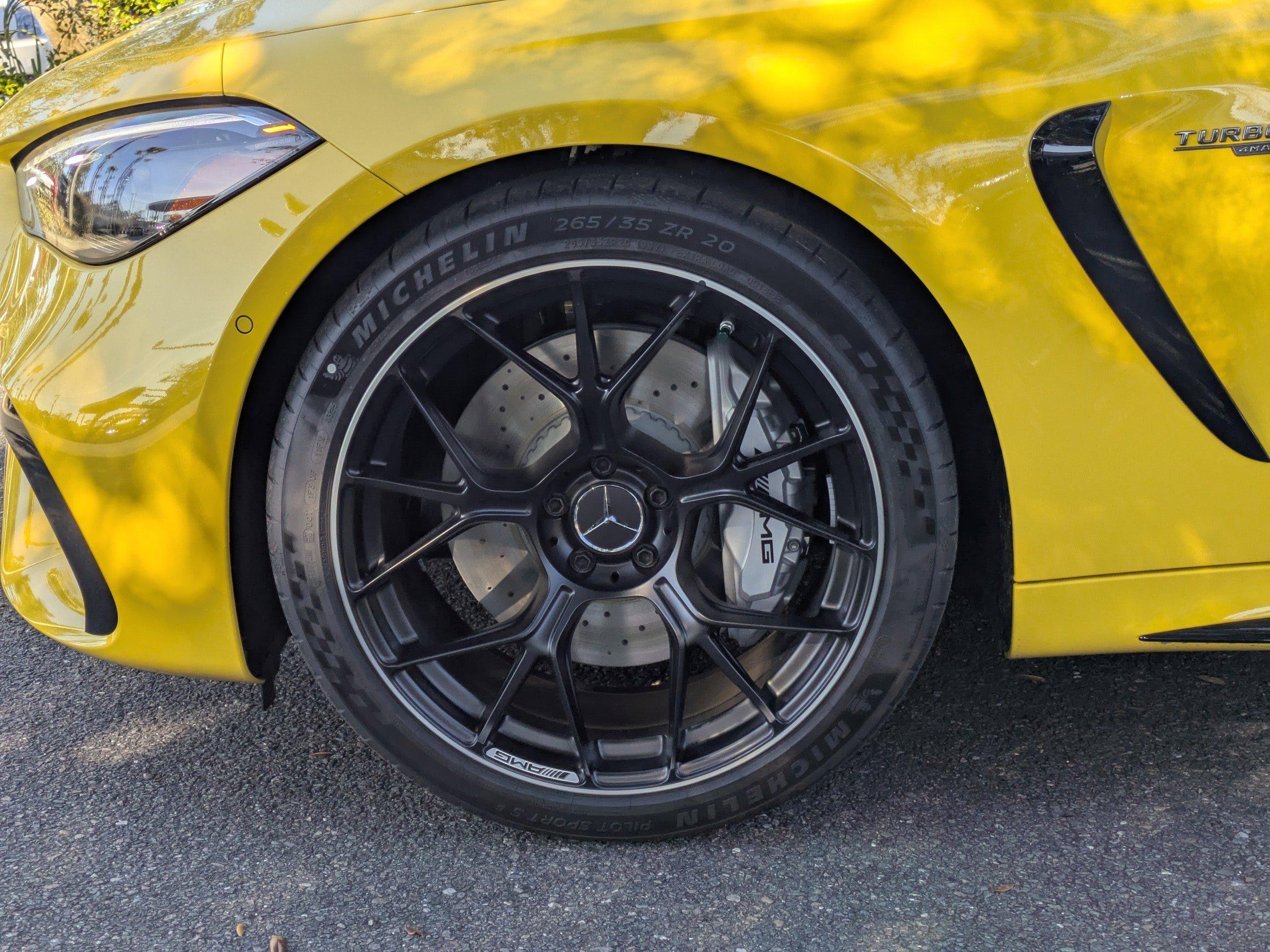 Mercedes-Benz Cle Convertible Amg® 53 4Matic®+ Cabriolet With Navigation & Awd - Thumbnail 4